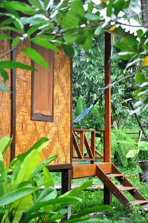 Jungle Garden Bungalows Hinkong Rum bild
